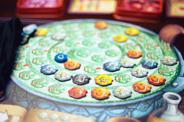 12 games to replace Catan